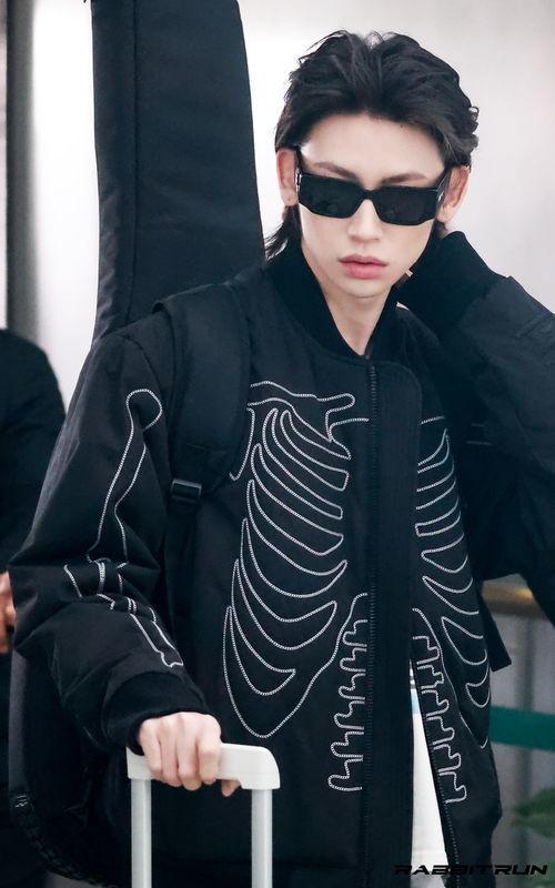 娱乐圈爆料小鬼,小鬼离世，揭秘其生前幕后故事